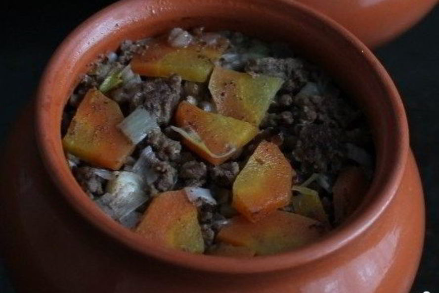 Рецепт гречки с фаршем в горшочках