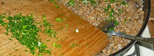 гречка с грибами и луком. Шаг 12