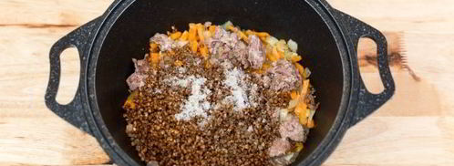 гречневая каша с тушенкой по-армейски. Шаг 7