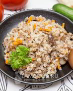 Гречневая каша с тушенкой
