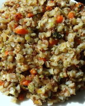 Каша гречневая рассыпчатая с морковью и специями