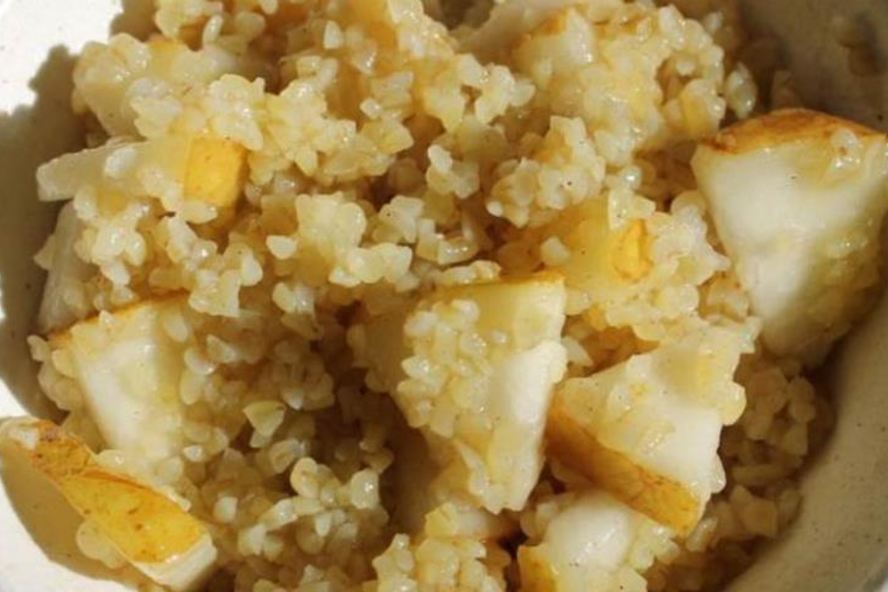 Рецепт медовой каши из булгура с грушей