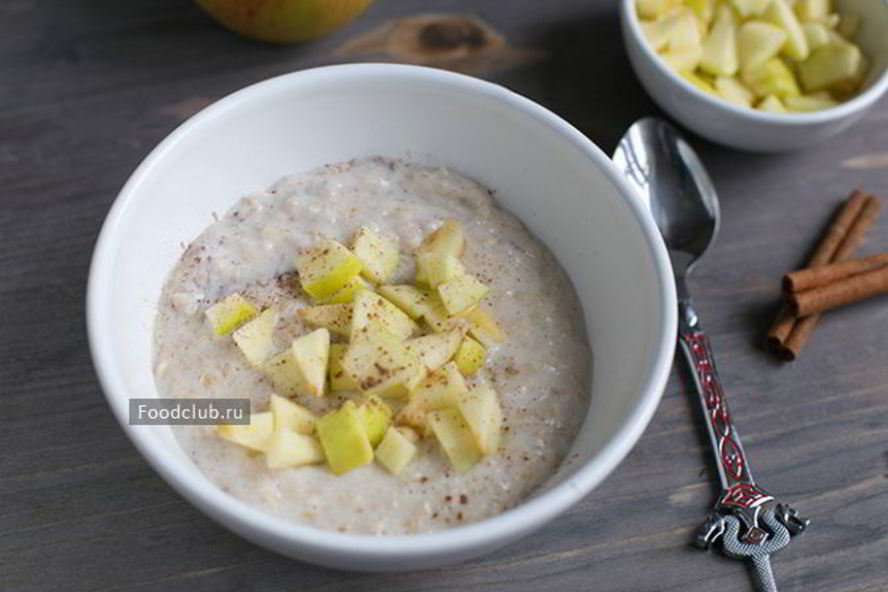 Рецепт овсяной каши с яблоками и корицей