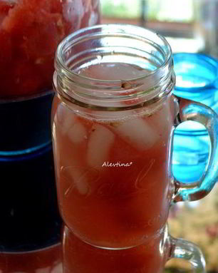 Арбузно-имбирный напиток