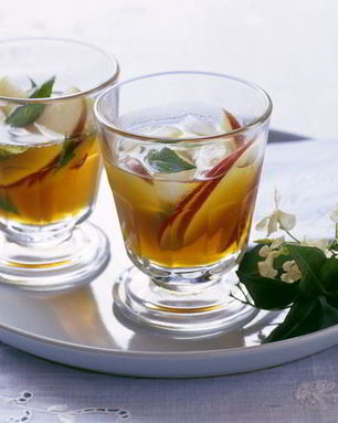 Чай с яблоком