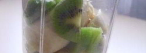 диетический коктейль из киви и банана. Шаг 2