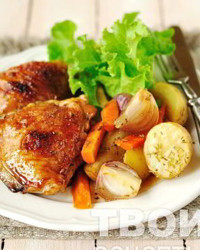 Курица в кофейной глазури, запеченная с овощами