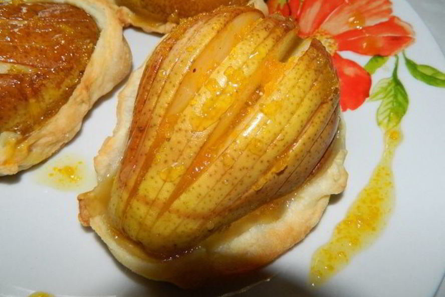 Рецепт корзинок с грушами и апельсиновым сиропом