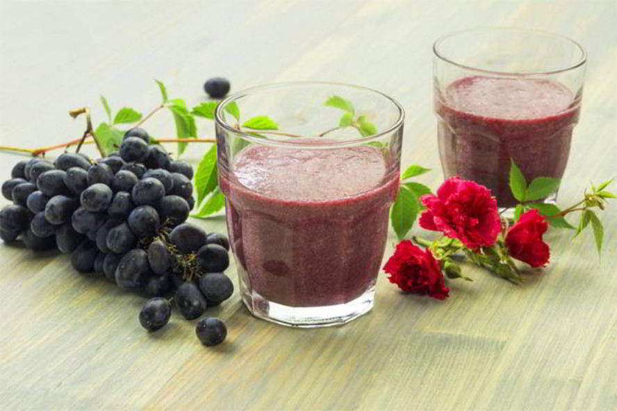 Рецепт бананова-виноградного смузи