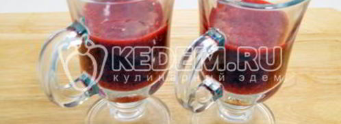 брусничный смузи со сливками. Шаг 5