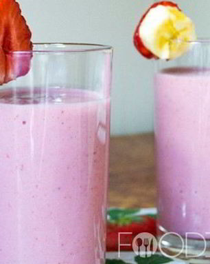 Клубнично-банановый смузи