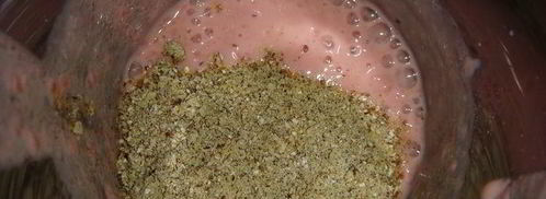 малиновый смузи-боул. Шаг 5