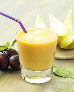 Смузи из дыни и сливы