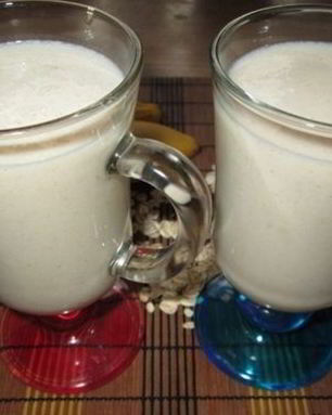 Смузи с бананом и молоком