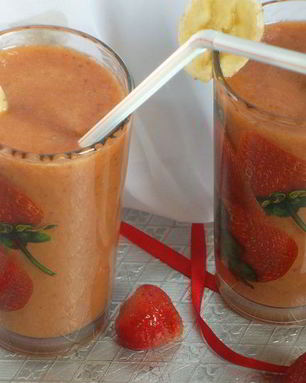 Смузи с бананом и зеленым чаем