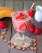 Смузи с миндальным молоком