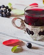 Вино из листьев вишни и черноплодной рябины