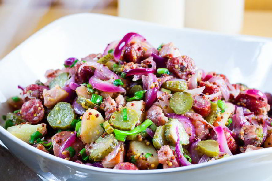 Рецепт картофельного салата с копченостями