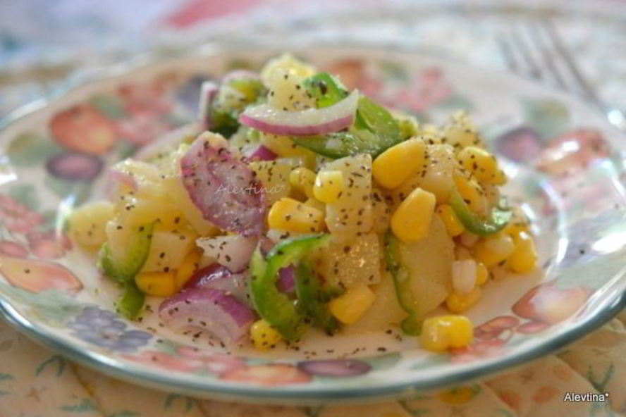 Рецепт картофельного салата с кукурузой и халапеньо