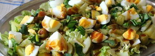 картофельный салат с яйцом и фаршированными оливками. Шаг 5