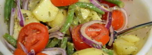 картофельный салат с зеленой фасолью и томатами. Шаг 4