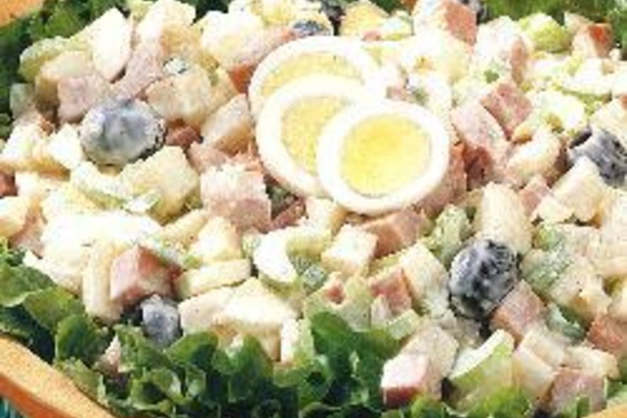 Рецепт праздничного картофельного салата с ветчиной