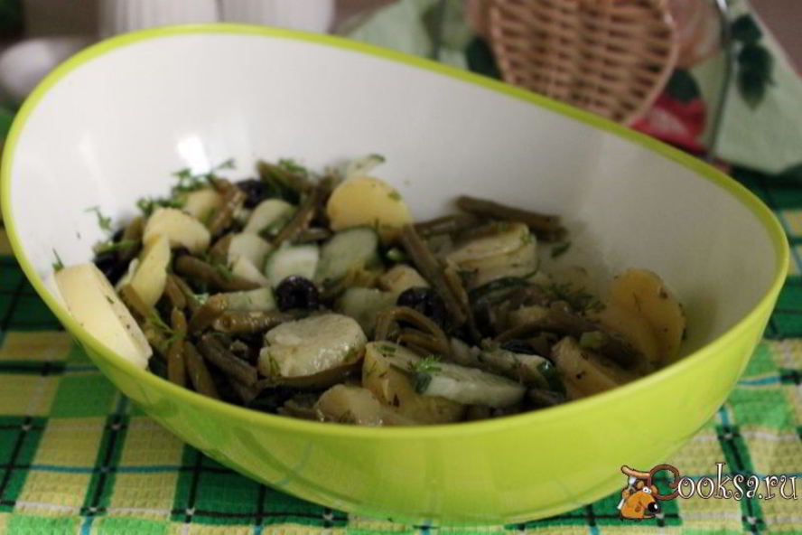 Рецепт салата из молодого картофеля со стручковой фасолью