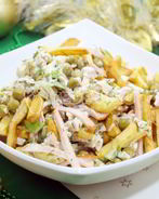 Салат с картофелем фри Новогодние мотивы