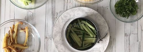 салат с жареной картошкой. Шаг 8