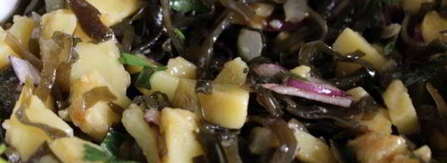 теплый картофельный салат с морской капустой. Шаг 4