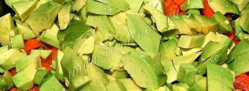 оливье с авокадо и семгой. Шаг 3