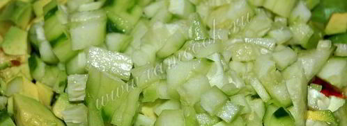 оливье с авокадо и семгой. Шаг 4