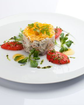 Оливье с копченой куриной грудкой