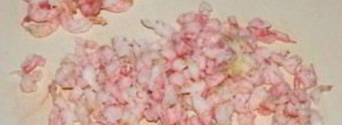 оливье с креветками и авокадо. Шаг 2