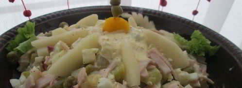 оливье с окороком и грушей. Шаг 3