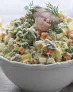 Оливье со скумбрией горячего копчения