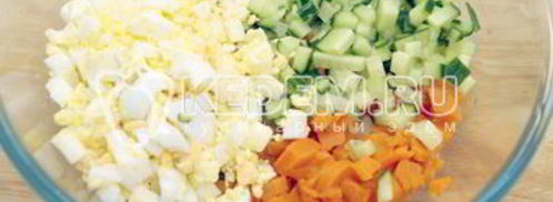 салат новогодний оливье. Шаг 2