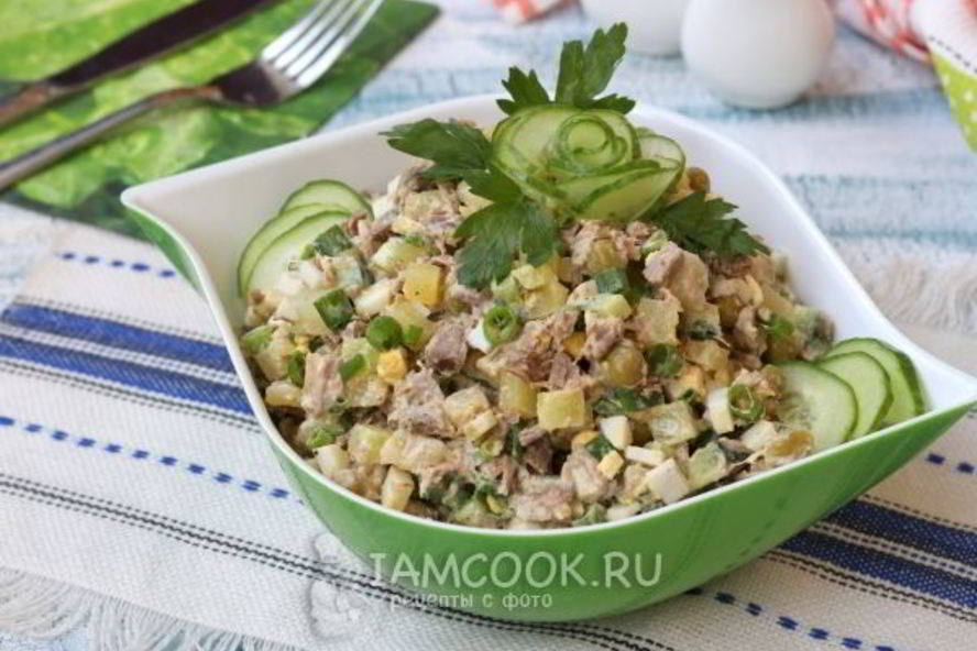 Рецепт салата оливье с говядиной и свежими огурцами