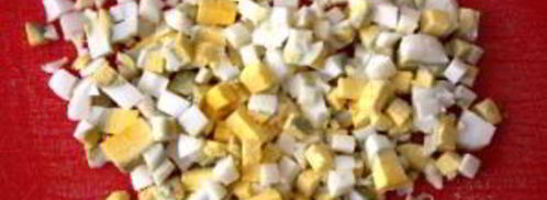 салат оливье с колбасой. Шаг 3