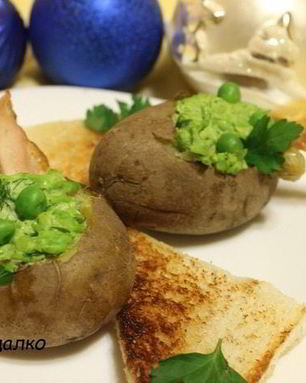 Салат оливье в картофельных бочонках