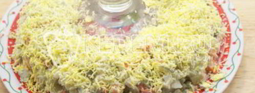 салат с курицей праздничное оливье. Шаг 8