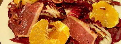 салат из красного цикория, копченой утиной грудки, апельсинов и орехов. Шаг 5