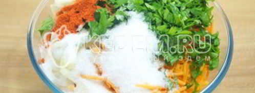салат из цветной капусты с зеленью на зиму. Шаг 6