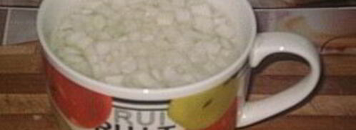 салат мимоза с сайрой. Шаг 3