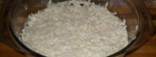 салат мимоза с сайрой. Шаг 5