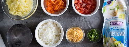 салат мимоза с семгой. Шаг 2