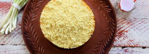 салат мимоза с сыром. Шаг 7