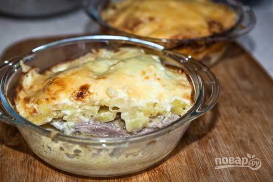 Рецепт картошки под шубой в духовке со свининой