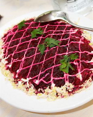 Сельдь под шубой с орехами