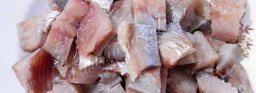 селедка под легкой шубой с яблоком. Шаг 3